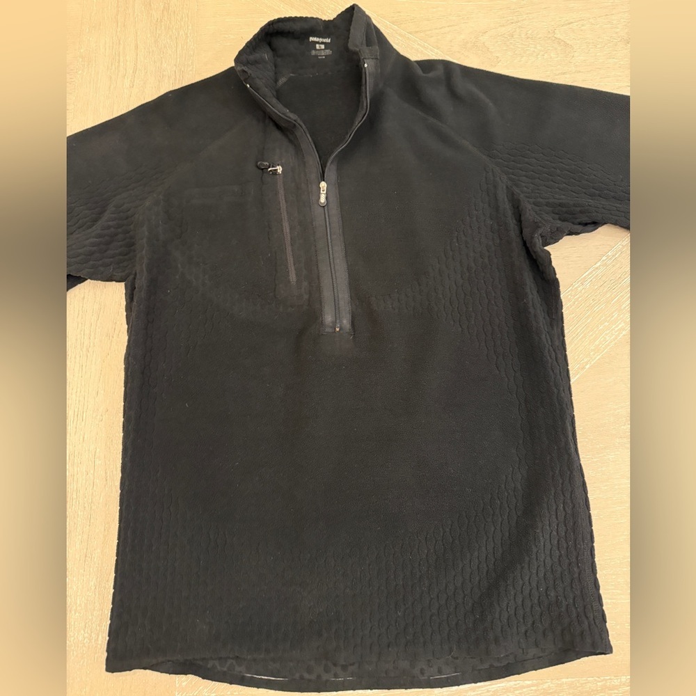 Patagonia Black Quarter-Zip Fleece Pullover Medium